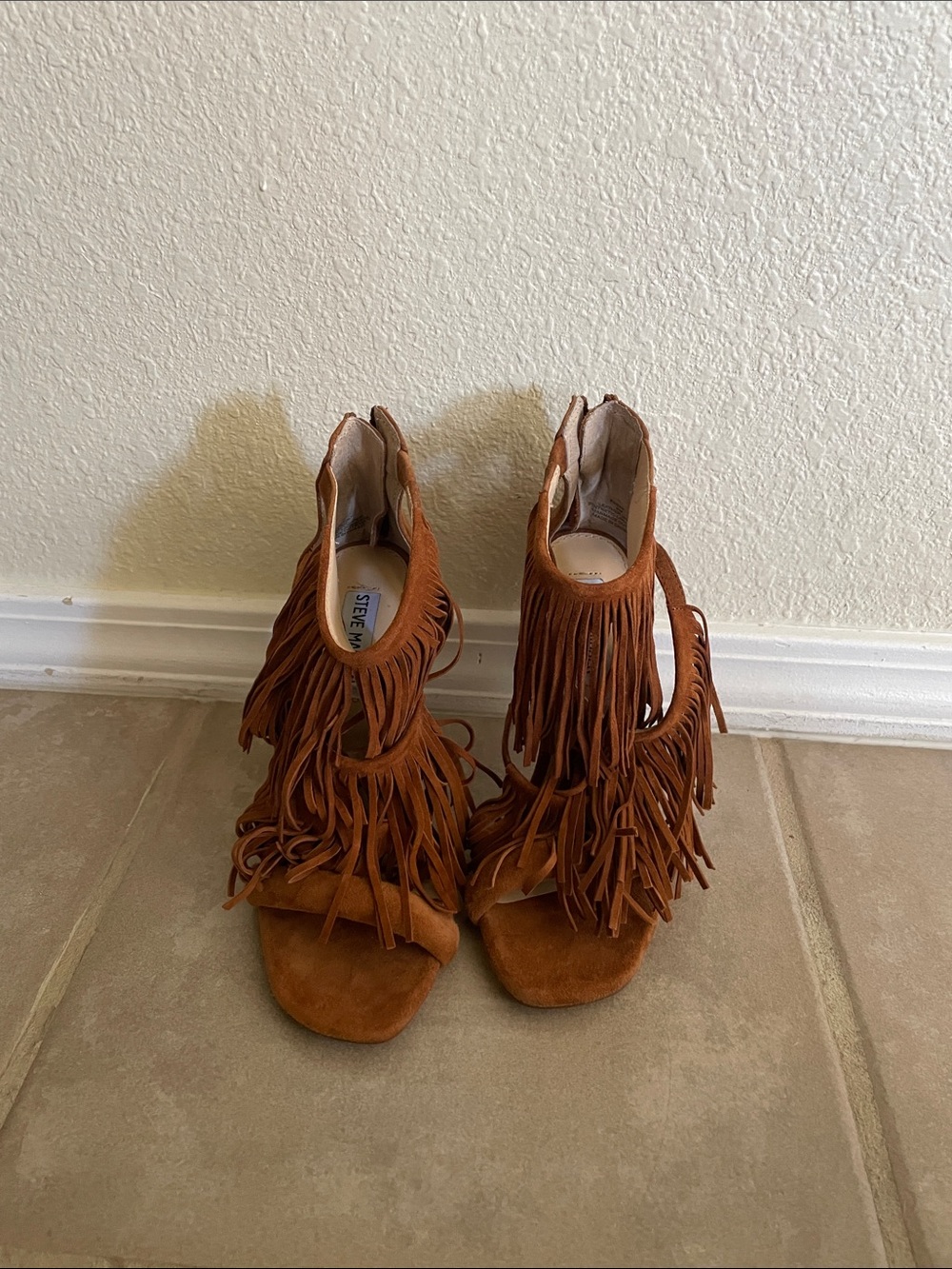 Steve Madden Brown Fringe Open-Toe Block Heel Sandals